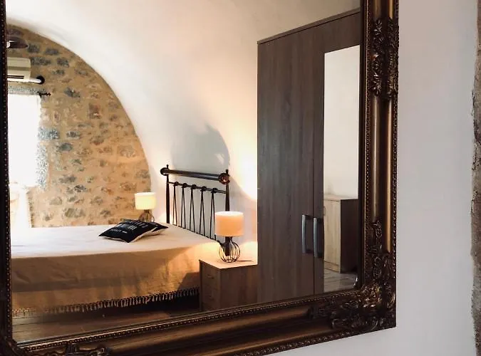 Kamares Stone House 1 *