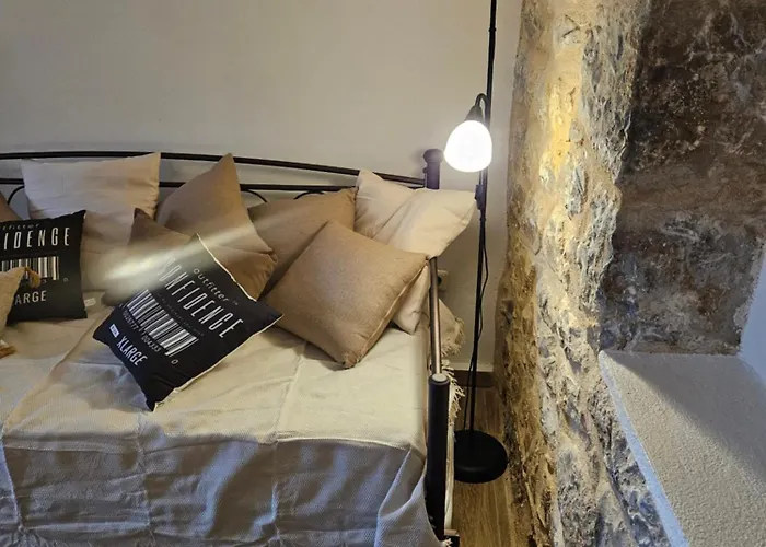 Kamares Stone House 1 *